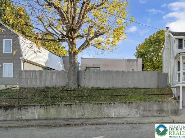 305-307 E Wilkes Barre St, Easton, PA 18042