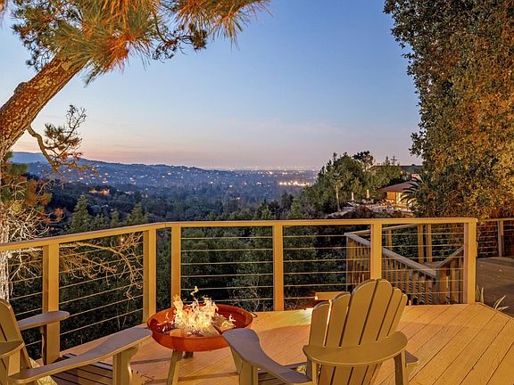 3rd image of 16050 Overlook Dr