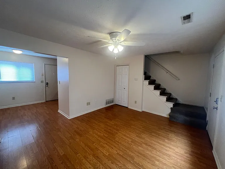 393 E. 18th Ave. SK — Photo 3