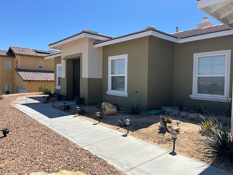 74107 Manana Dr — Photo 2