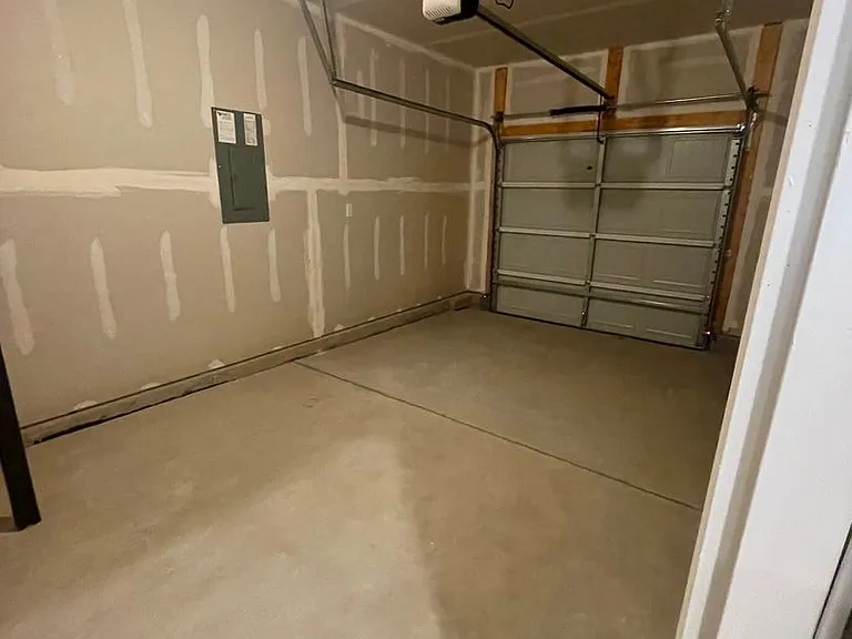 30 Fern Hill Ln — Photo 7