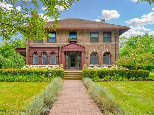 1169 W Boston Blvd, Detroit, MI 48202