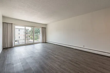 1575-360 Begbie St #1573 — Photo 7