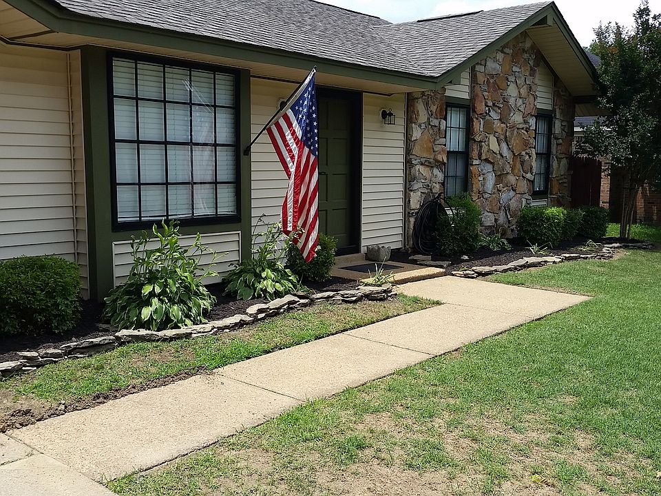 2nd image of 901 Quail Chase Ln