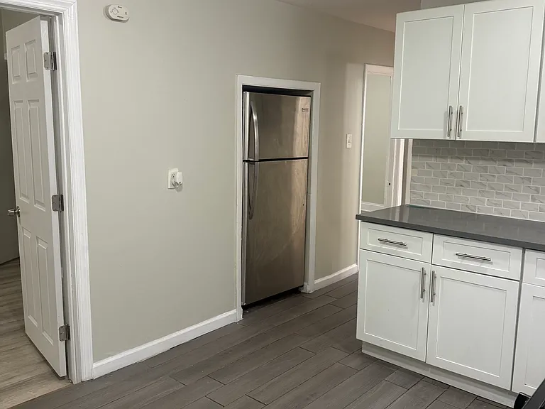 727 Bergen St #1 — Photo 6