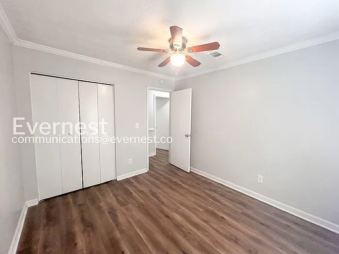 5611 La Fleur Trl — Photo 9