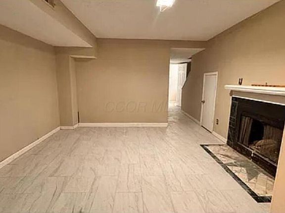 5th image of 991 Hidden Acres Ct
