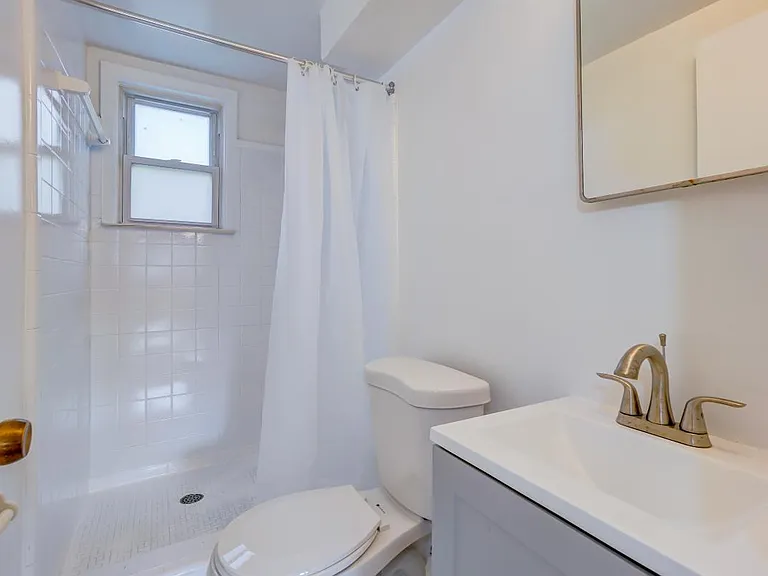 6417 Earlham Dr — Photo 14