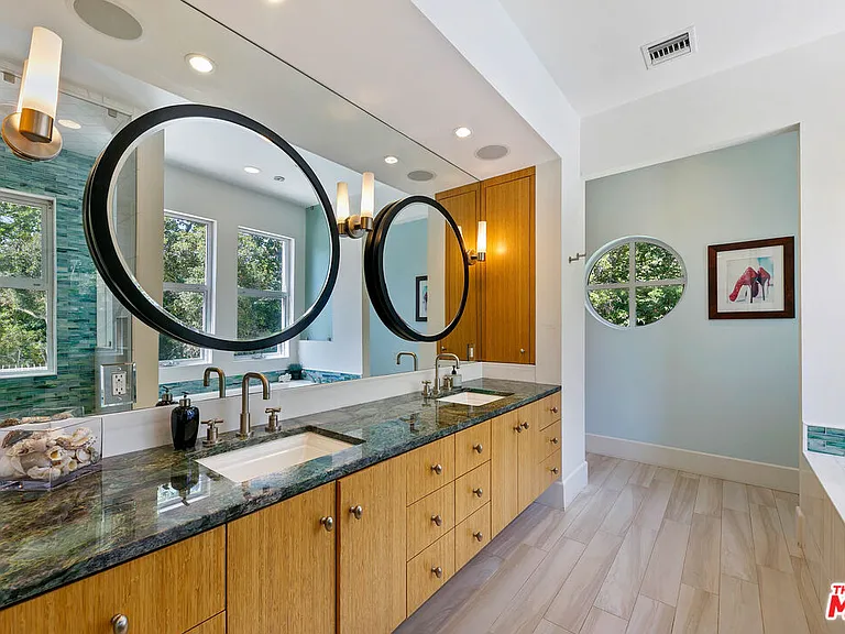6314 Sycamore Meadows Dr — Photo 32