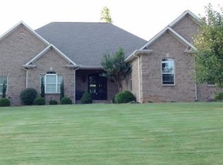 95 Walton Cv, Killen, AL 35645