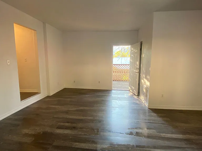 103 Orchard Ave — Photo 6