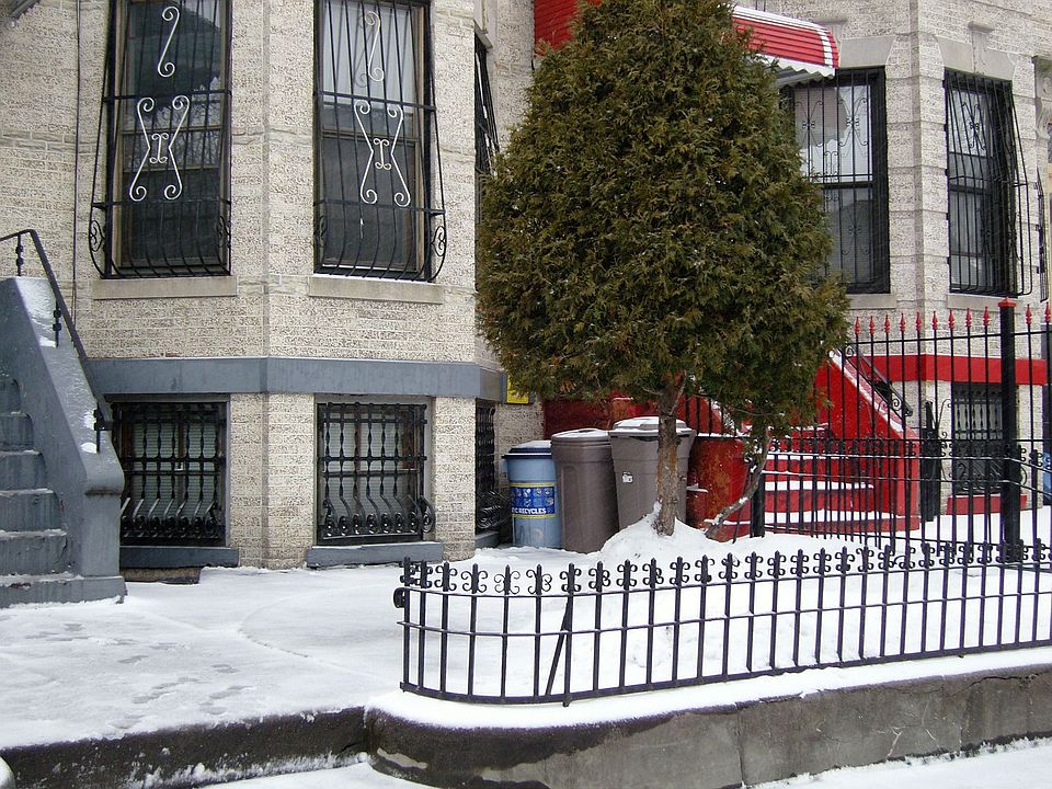 1st image of 391 Cornelia St