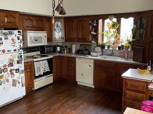120 S 6th St #2, Perkasie, PA 18944