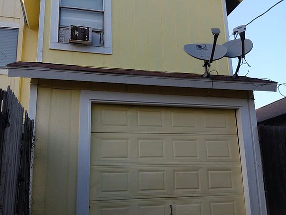 4th image of 10328 New Bedford Dr