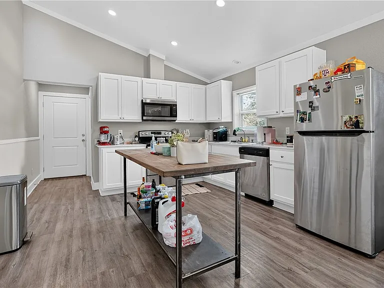5416 Raymond Stotzer Pkwy — Photo 4