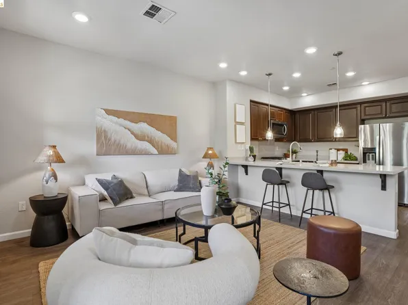 722 Garden St, Milpitas, CA 95035