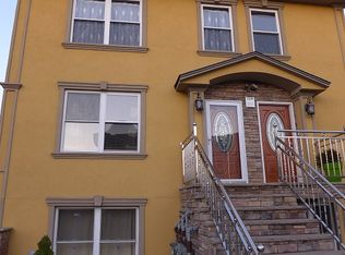 7137 70th St, Ridgewood, NY 11385