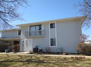 128 Fairlane Ct APT A, Bloomingdale, IL 60108