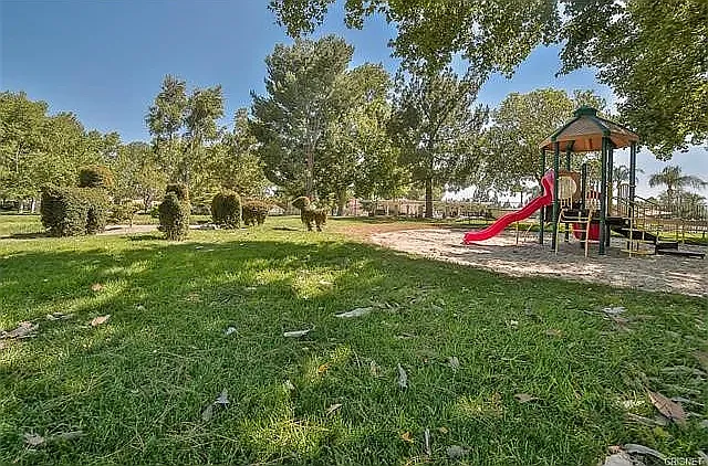 12021 Falcon Crest Way — Photo 22