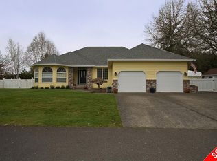 629 NE Lenox St, Hillsboro, OR 97124