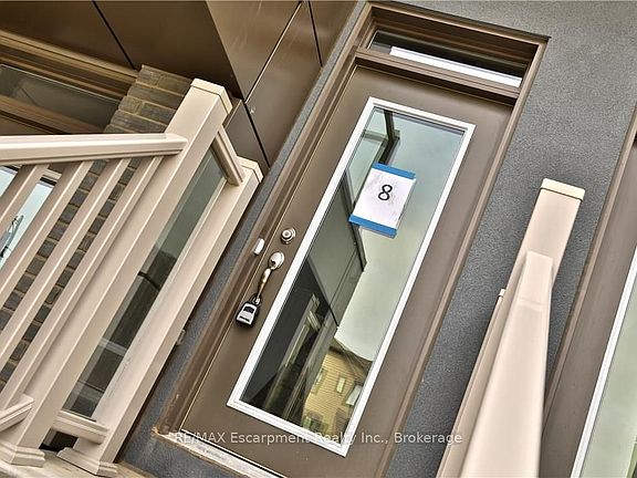 4th image of 261 Skinner Rd #8
