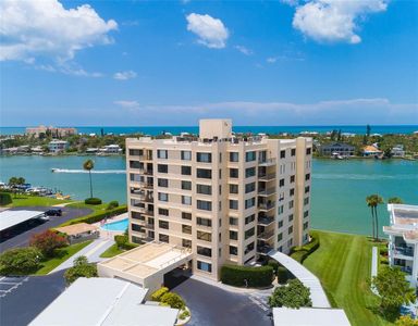 750 Island Way APT 401, Clearwater, FL, 33767