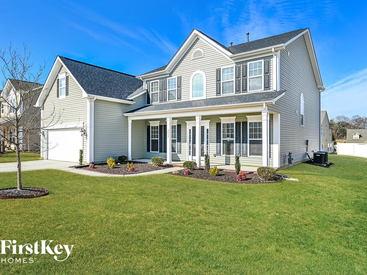4 bed, 3.5 bath, 3388 sqft, $3,320 — Photo 2