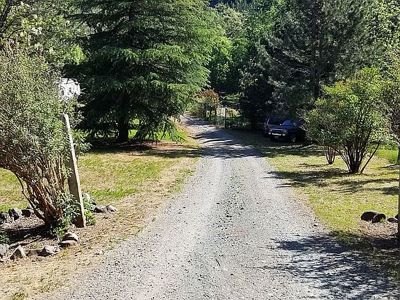 2nd image of 519 Rush Creek Dr