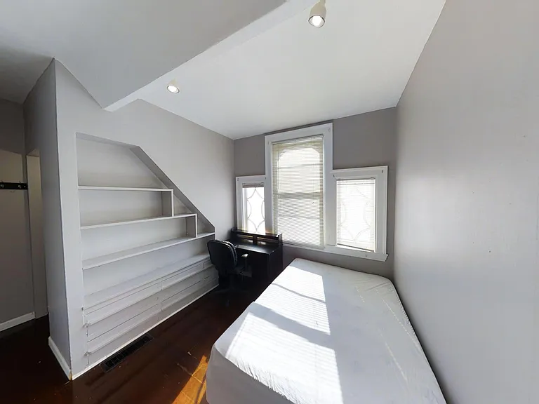 113 Comstock Ave #9 — Photo 6