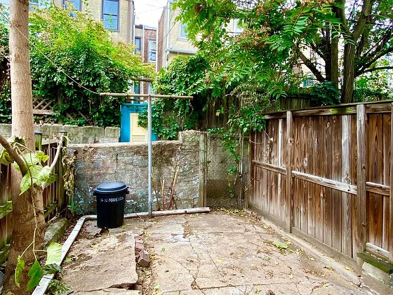16 N Madeira St — Photo 6