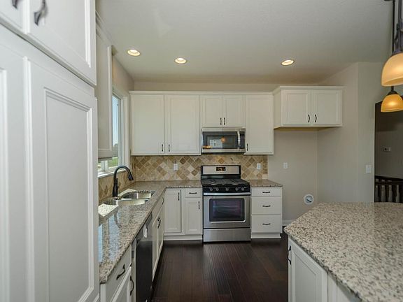 httpphotos.listhub.net CCOMLSOH 217001734 5 lm 20180309T215649