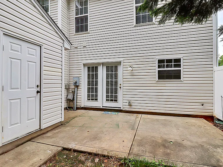 12260 Jessica Pl — Photo 28