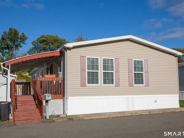 7 Loring Court, Wallingford, CT 06492