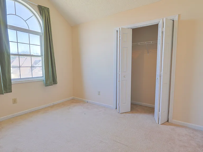 40 Harbour Lake Dr — Photo 28