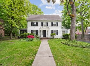 819 Roanoke Ave, Elizabeth City, NJ 07208