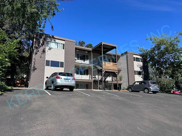 6498 Lowry Dr #2 — Photo 15