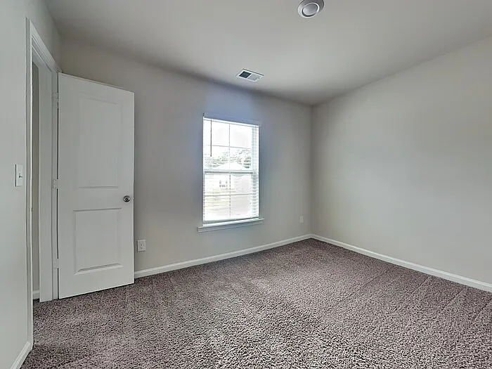 331 Crooked Pine Ct — Photo 15