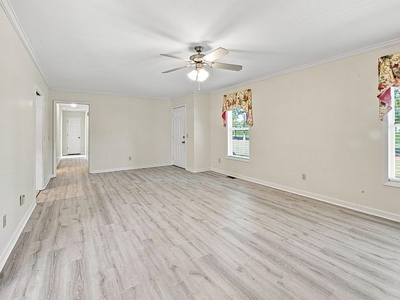 4th image of 739 A C Morrison Rd