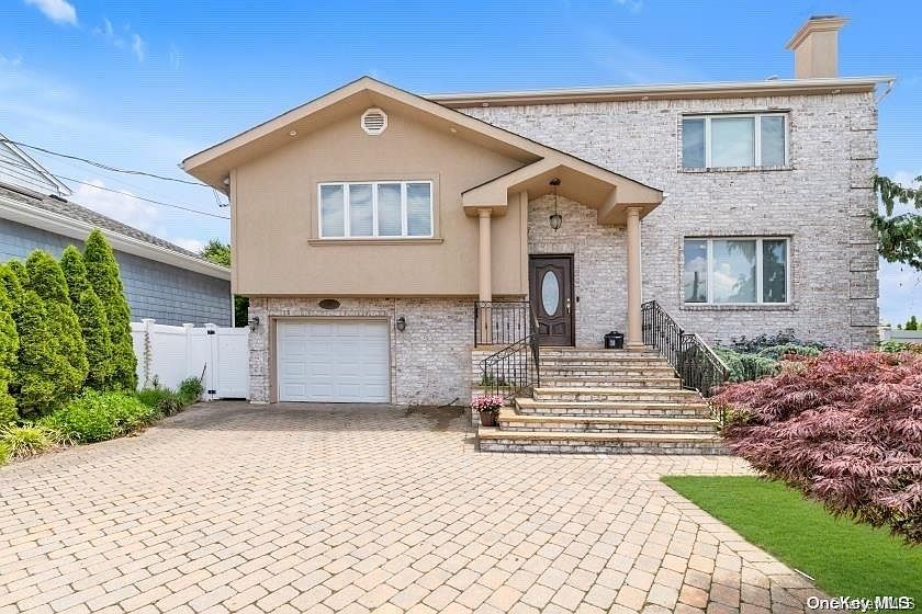 1st image of 2862 Valerie Court