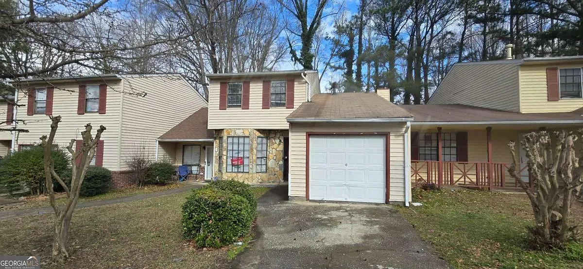 1008 Pine Tree Trl photo 1