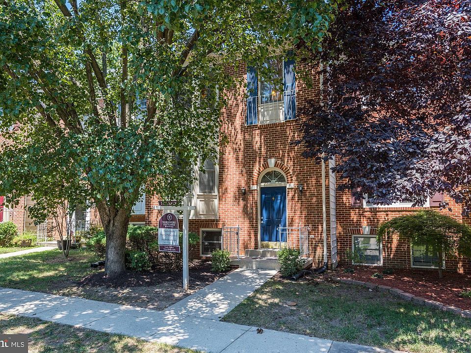 1st image of 12151 Abbey Glen Ct