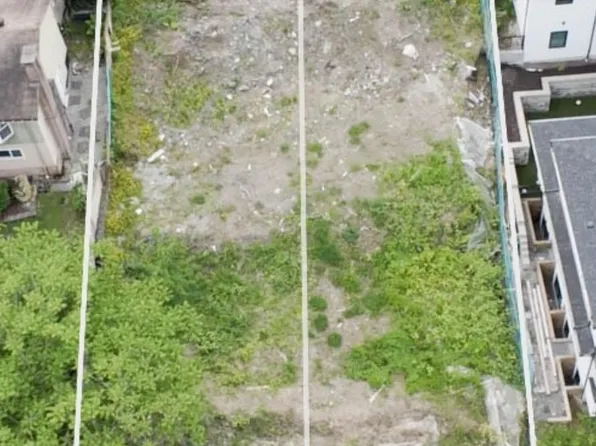 2304 Henry St, Pt Moody, BC V3H 2J5