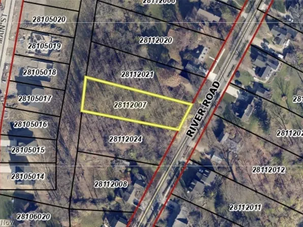 281-12 River Rd #7, Olmsted Falls, OH 44138