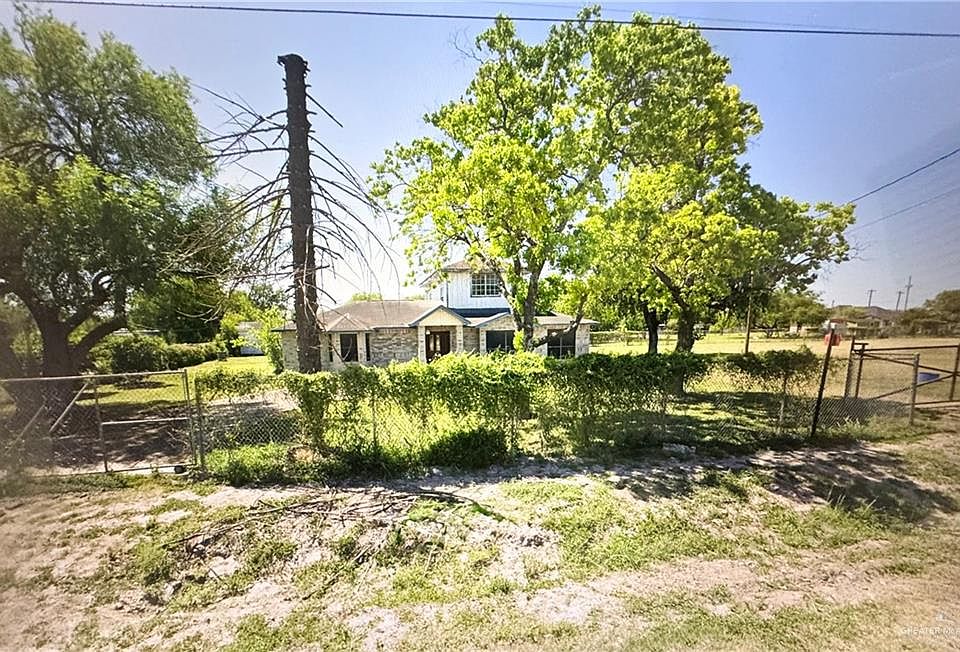 1st image of 2009 N Cesar Chavez Rd