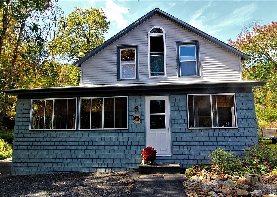 8 Elm St. Front view