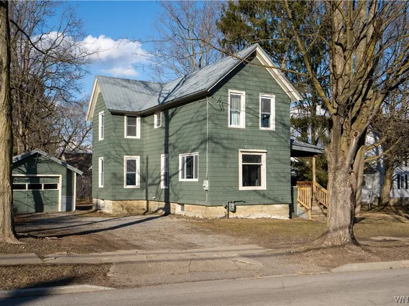 157 Brooklyn St, Warsaw, NY 14569