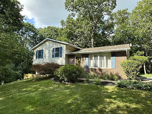 656 Alpine Ln Photo 1