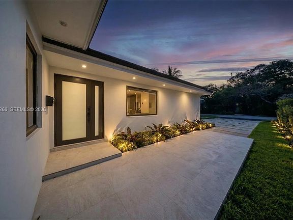 3rd image of 4241 Red Rd