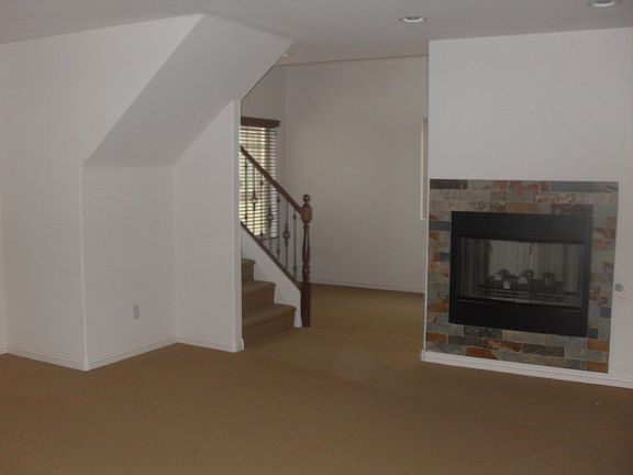 3rd image of 9225 Worsley Park Pl