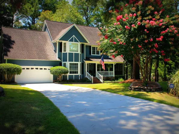 313 Limbaugh Ln, Swansboro, NC 28584